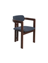 Fï Chair Donker Walnoot in Marineblauw Stofbekleding